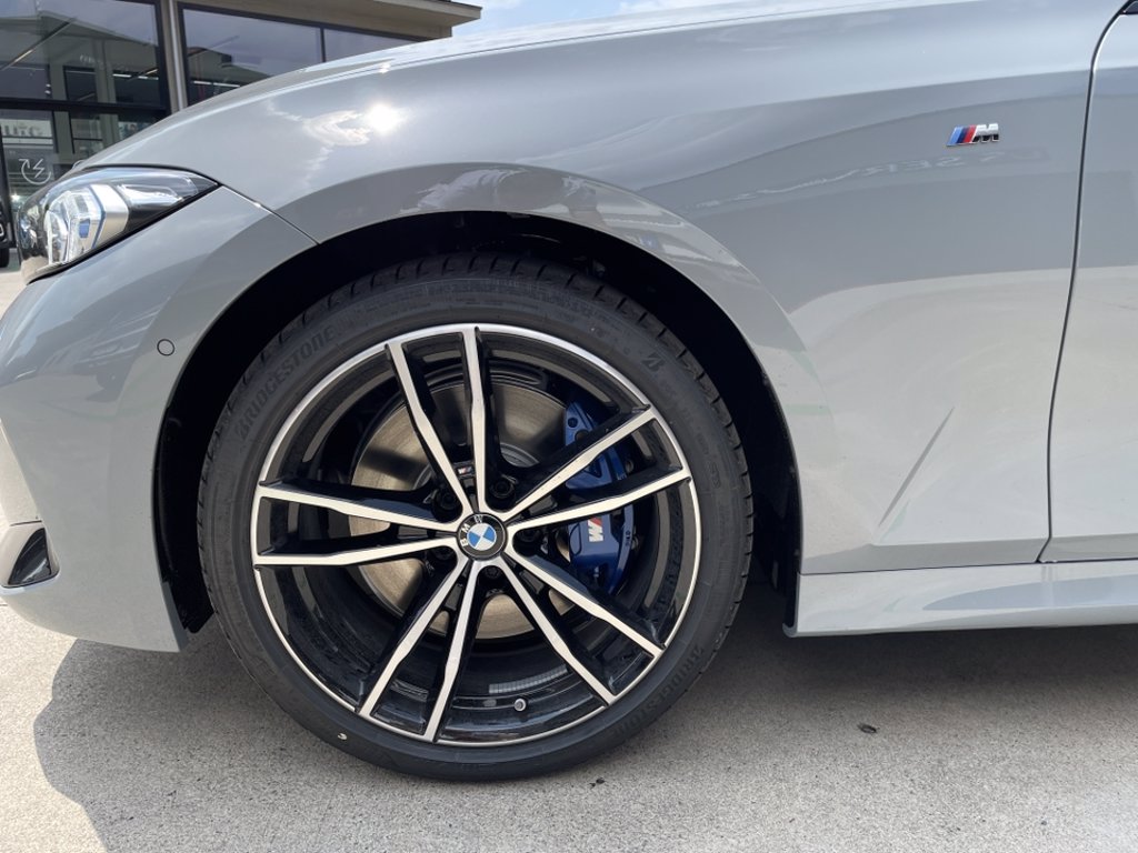 BMW 320d Touring mhev 48V Msport xdrive auto