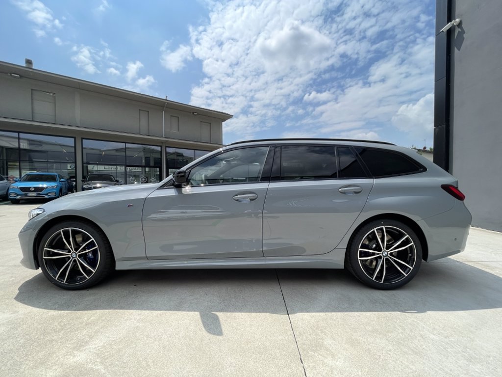 BMW 320d Touring mhev 48V Msport xdrive auto