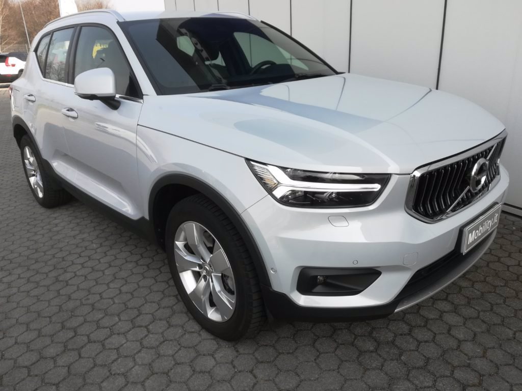 VOLVO XC40 T5 Recharge Plug-in Hybrid Inscription Expression