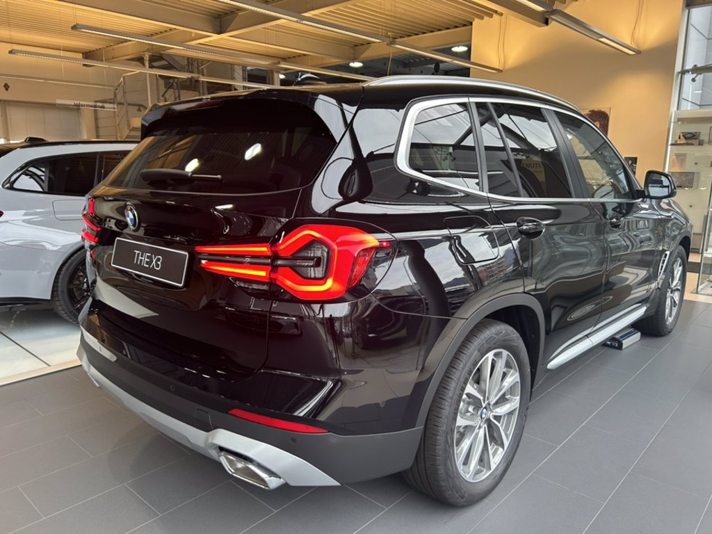 BMW X3 sdrive18d mhev 48V auto