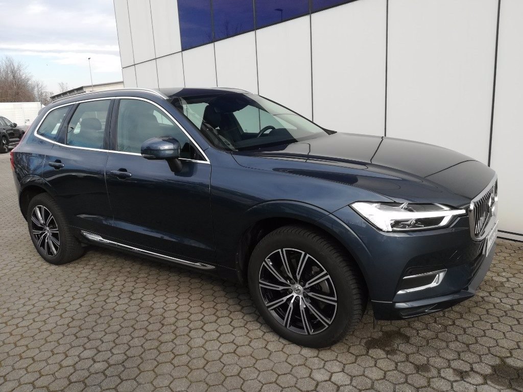 VOLVO XC60 B4 (d) AWD Geartronic Inscription