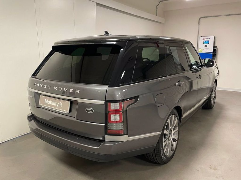 LAND ROVER Range Rover 3.0 TDV6 Autobiography