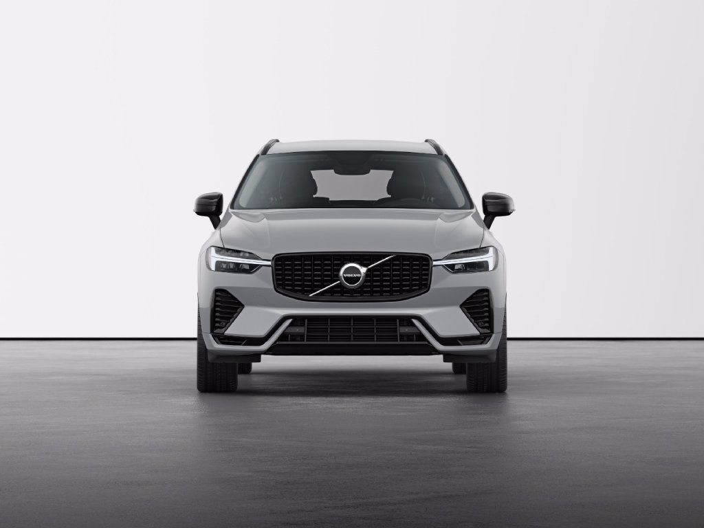 VOLVO XC60 2.0 b4 Plus Dark awd auto