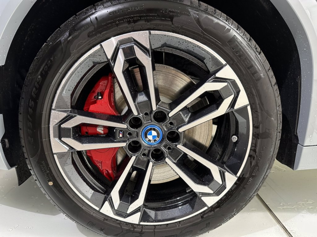 BMW iX2 edrive 20 MSport Pro