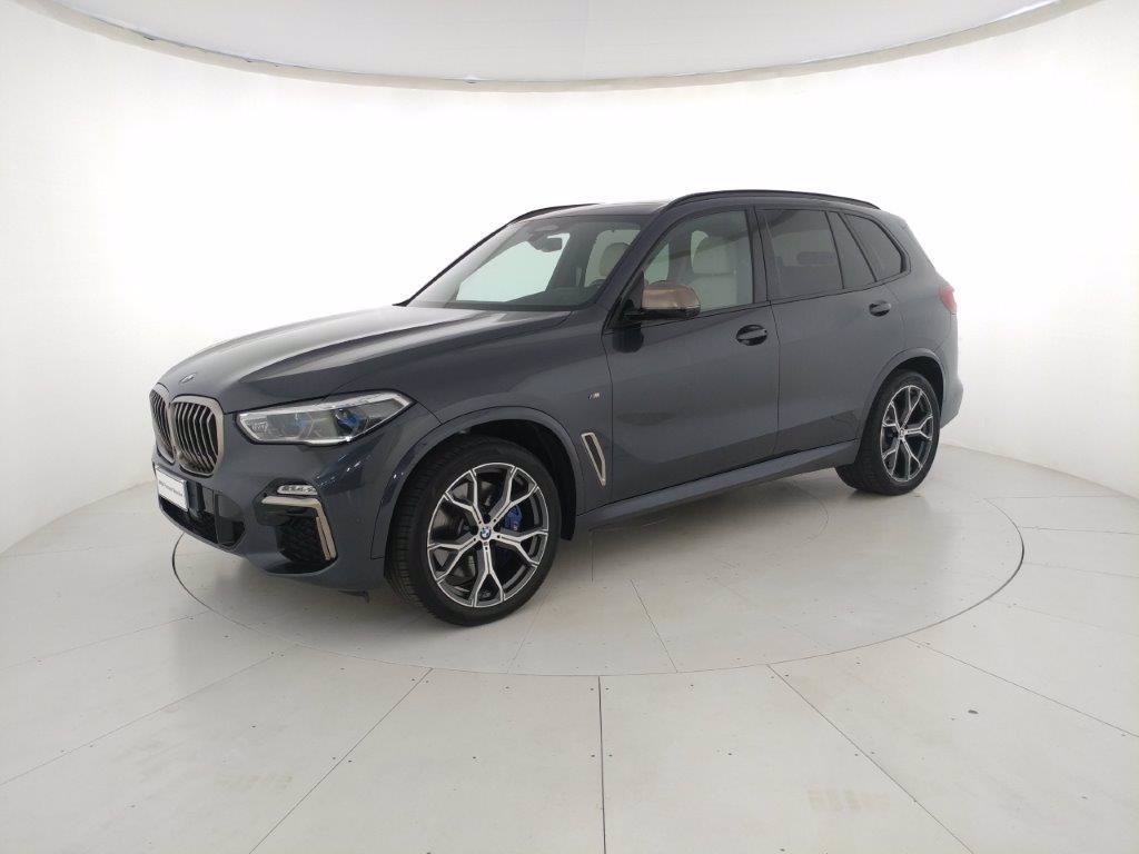 BMW X5 m50i auto