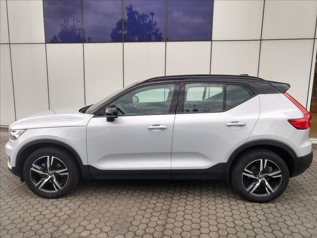 VOLVO XC40 1.5 t3 R-design geartronic my20