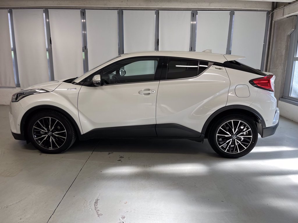 TOYOTA C-HR 1.8h Lounge 2wd e-cvt