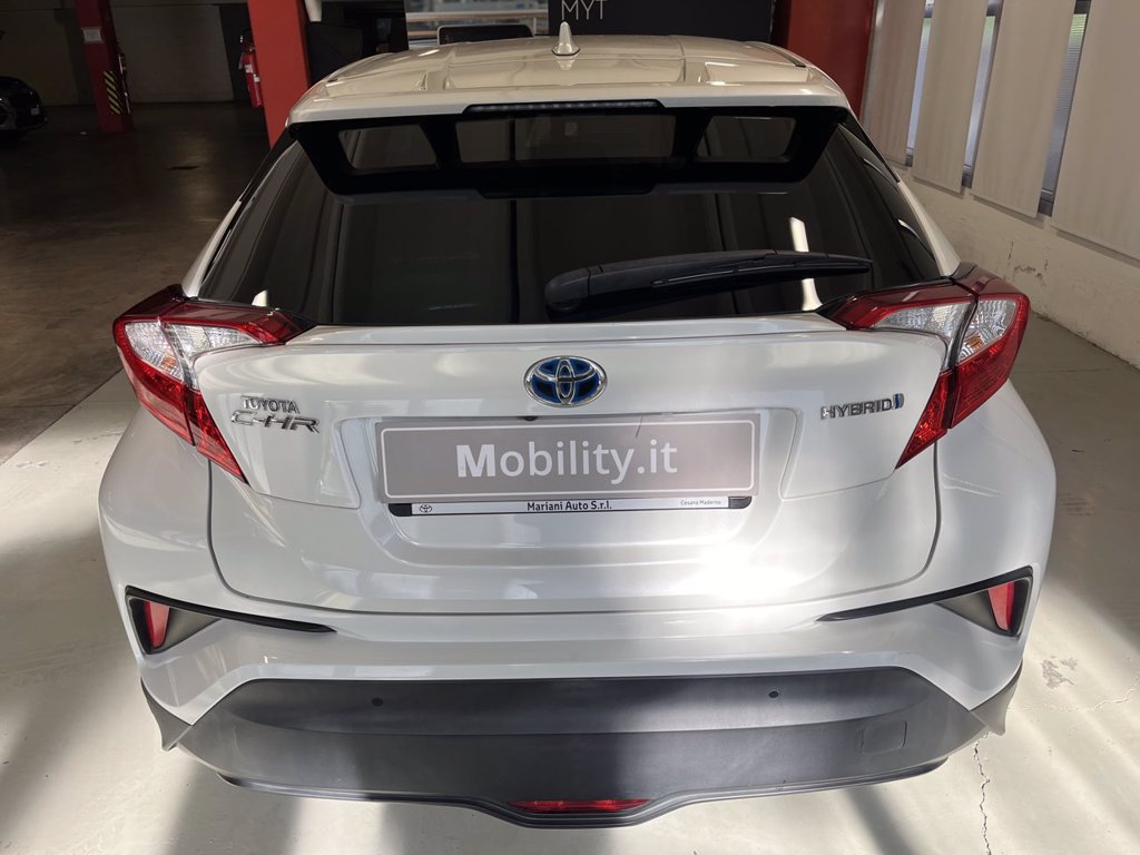 TOYOTA C-HR 1.8h Lounge 2wd e-cvt