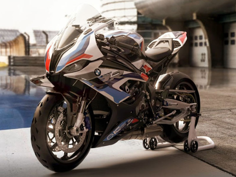 BMW M1000rr Lecco Sondrio slide